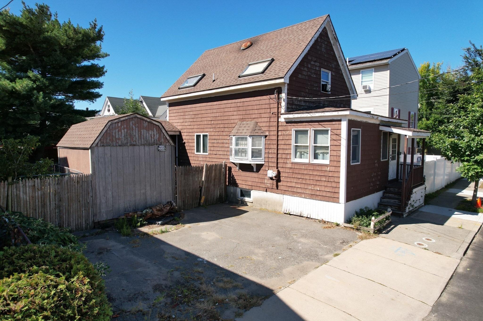 Light St, Lynn, MA 01905