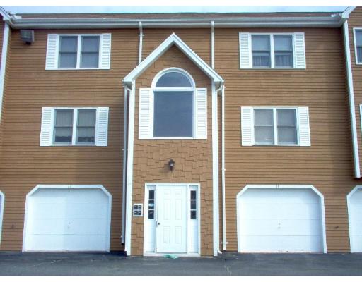 Tennis Plaza Rd, Dracut, MA 01826