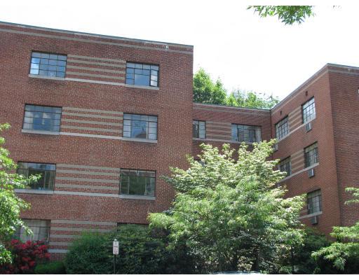 Washington St, Brookline, MA 02446
