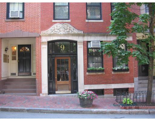Hancock St, Boston, MA 02114