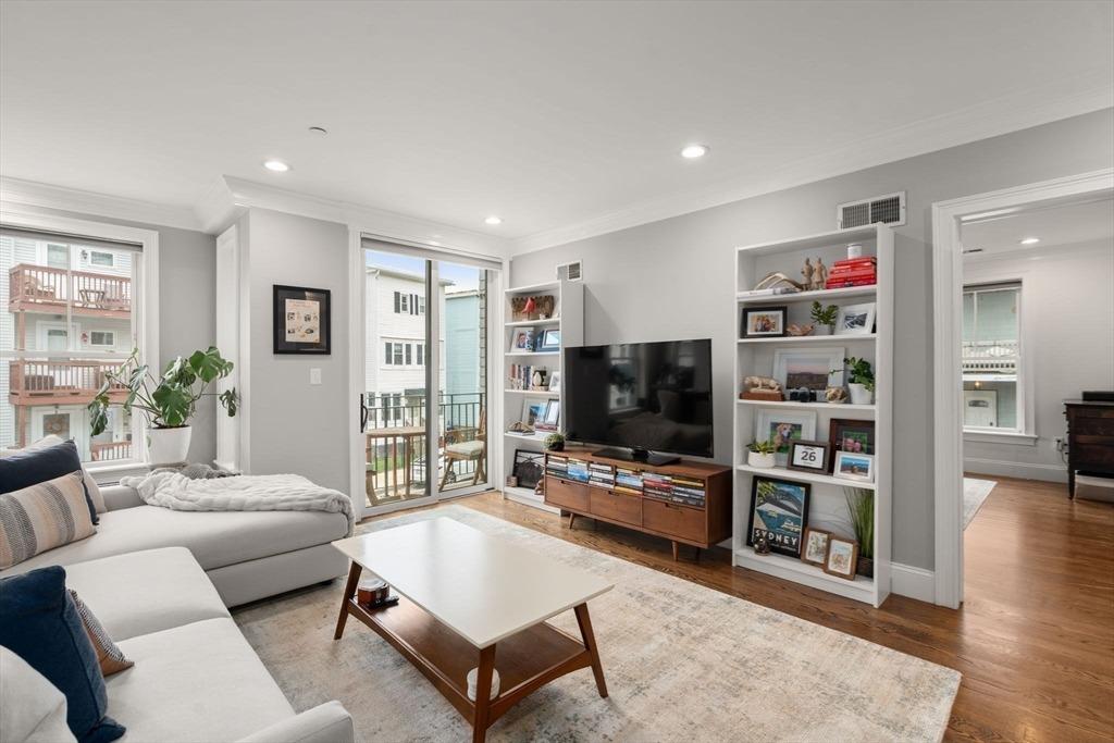 Sydney St, Dorchester, MA 02125