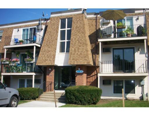 Damon Rd, Northampton, MA 01060