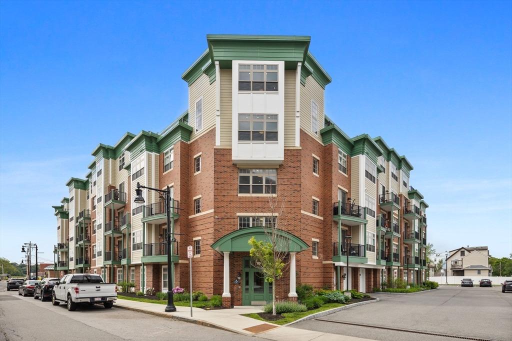 Foundry St, Wakefield, MA 01880