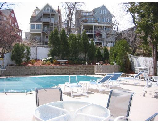 Floyd St, Winthrop, MA 02152
