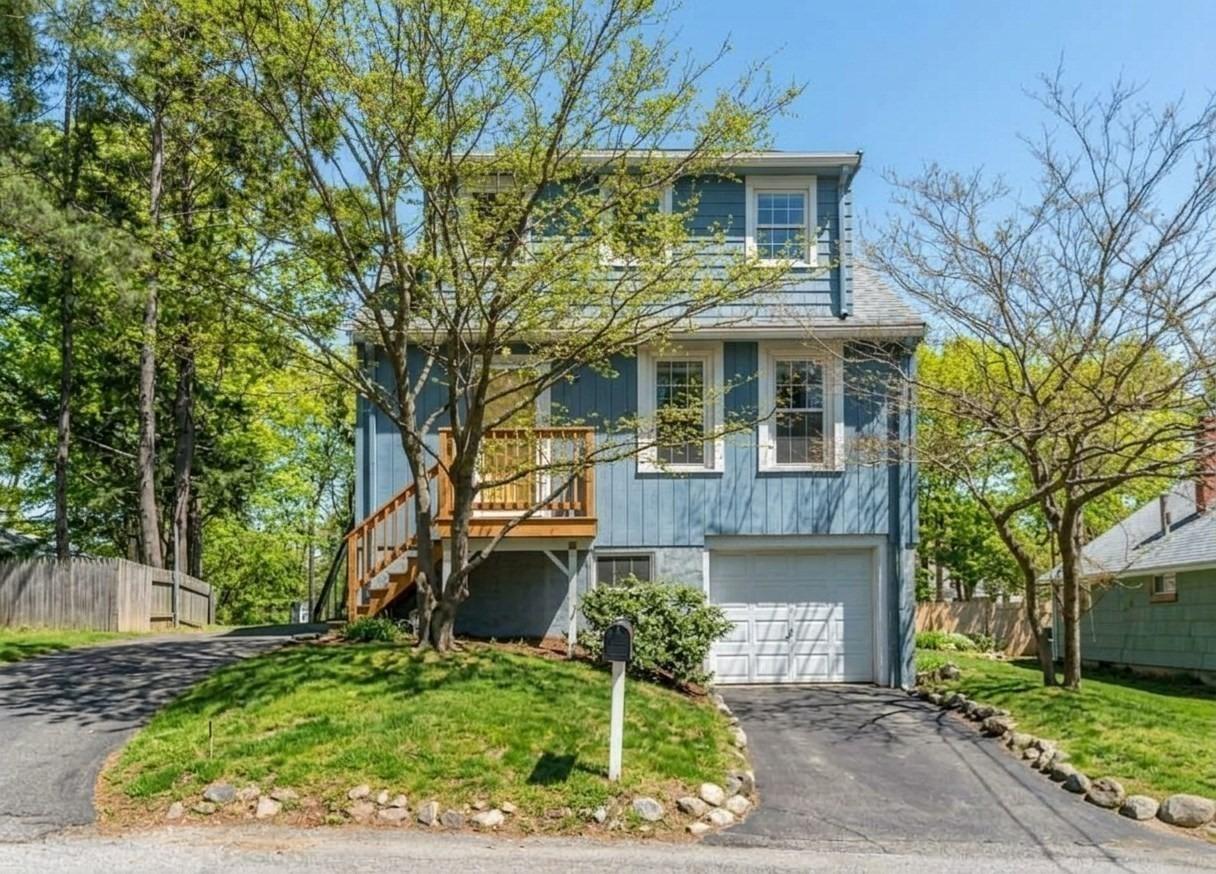 E Shore Rd, Holbrook, MA 02343