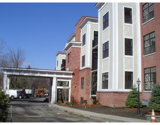 N Main St, Natick, MA 01760