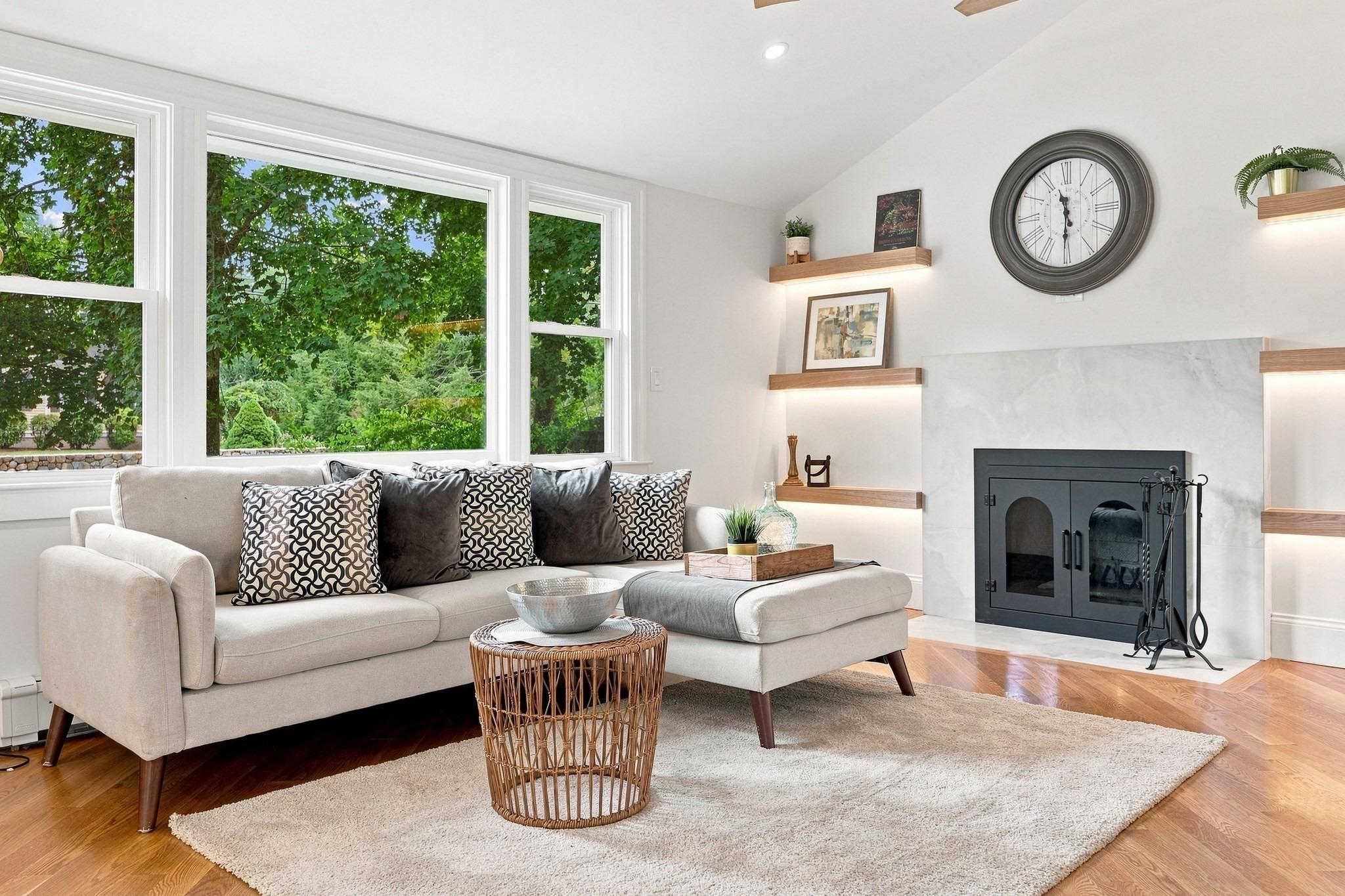 Elm St, North Reading, MA 01864