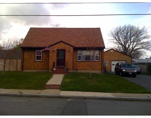 Seymour St, New Bedford, MA 02744