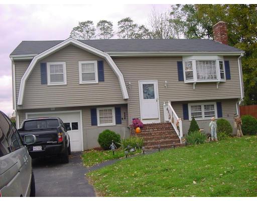 Williams St, North Dighton, MA 02764