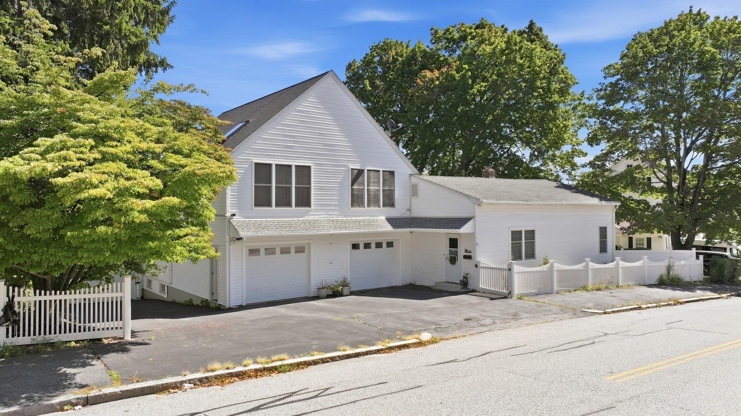 Harrington Way, Worcester, MA 01604