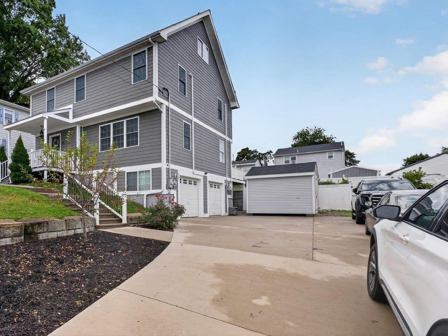 Montgomery St, Fall River, MA 02720