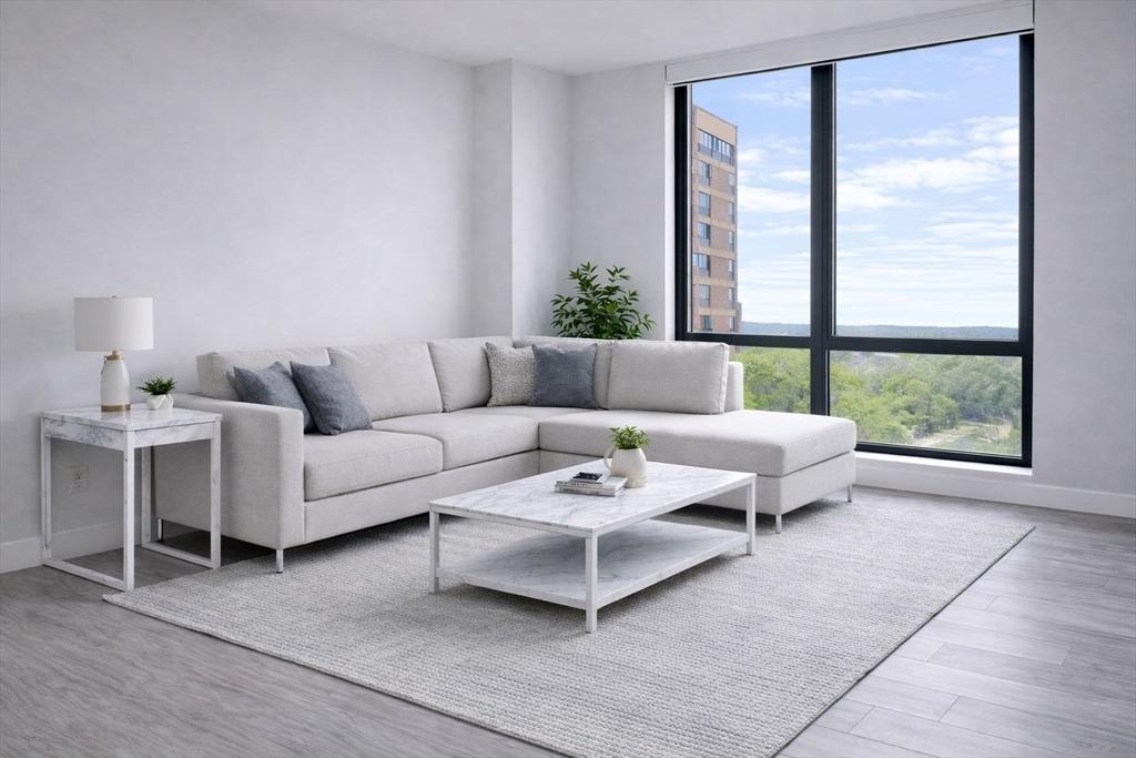 Fenwood Rd, Boston, MA 02115