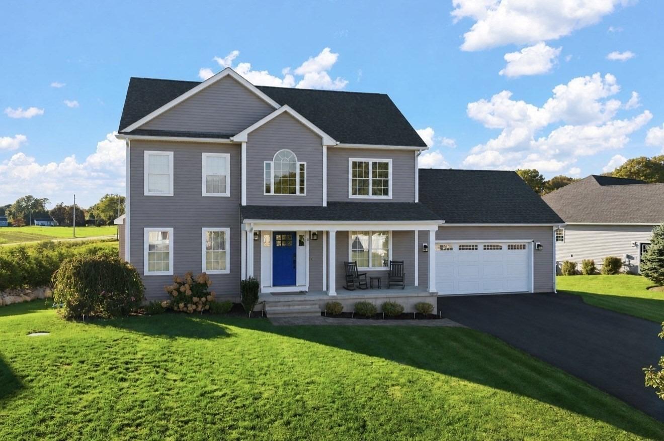 Lannister Ln, Seekonk, MA 02771