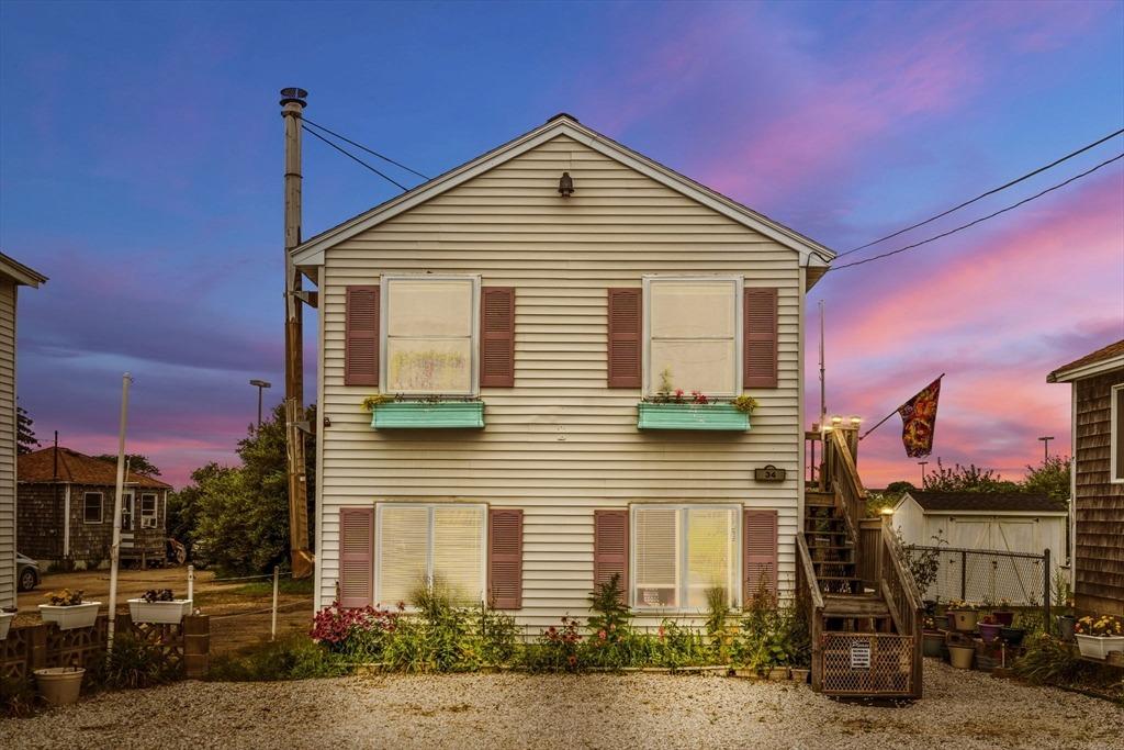 Cable Ave, Salisbury, MA 01952