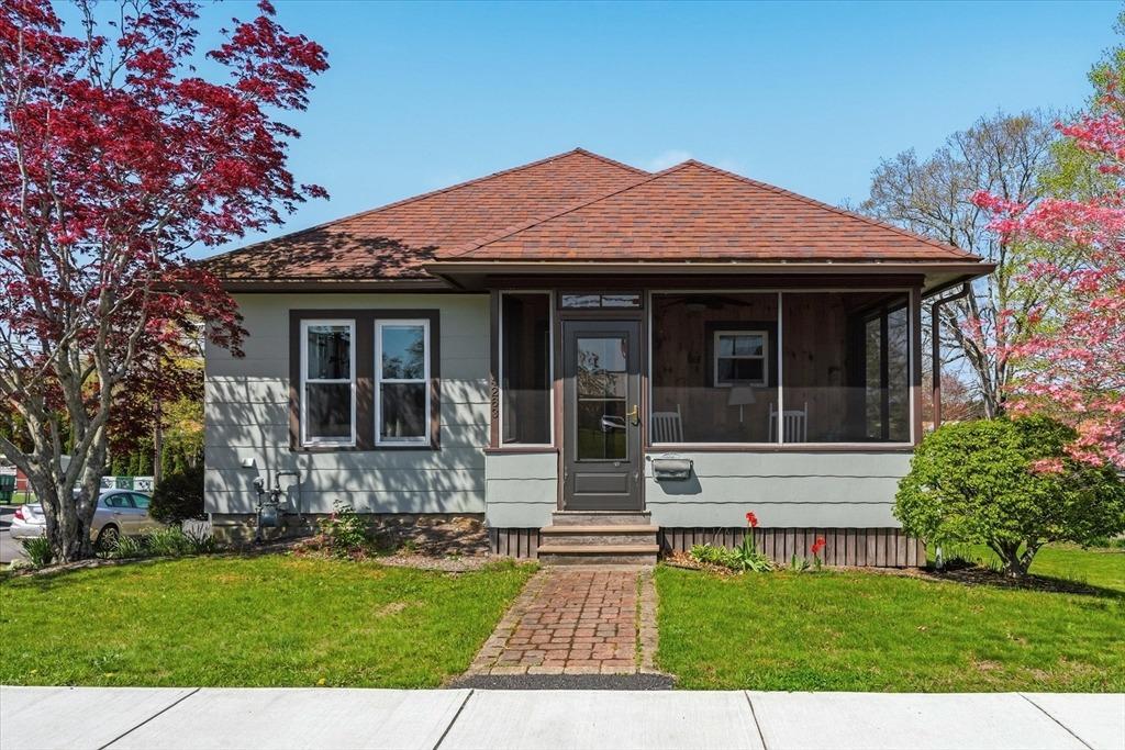 Acushnet Ave, New Bedford, MA 02745