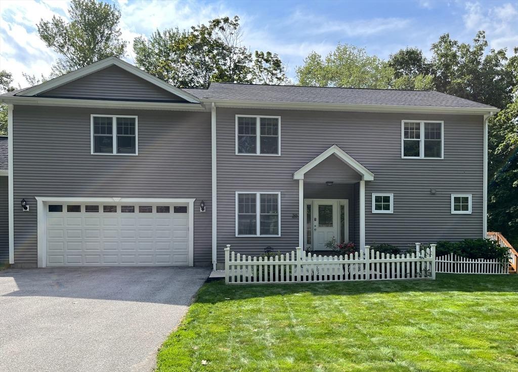 Beacon St, Shrewsbury, MA 01545