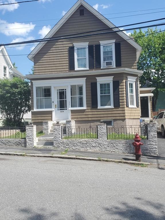 Farmland Rd, Lowell, MA 01850