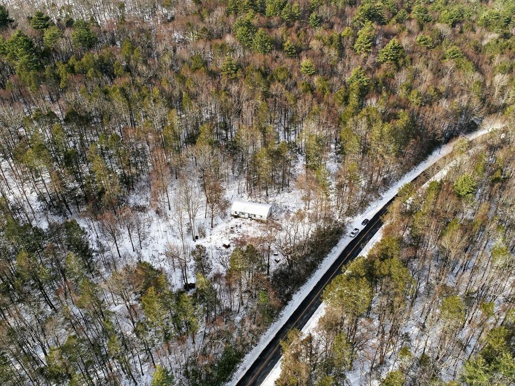 Bromley Rd, Huntington, MA 01050