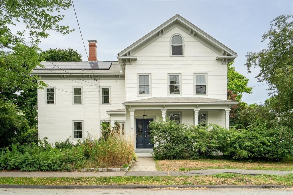 Green St, Watertown, MA 02472