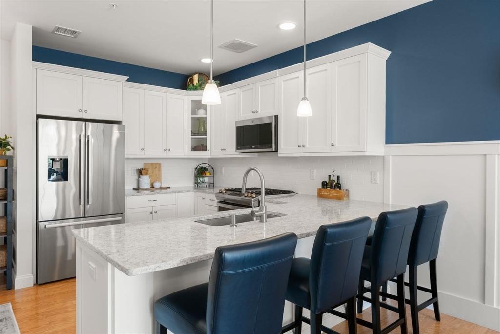 Mariners Way, Plymouth, MA 02360