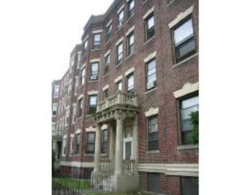 Glenville Ave, Allston, MA 02134