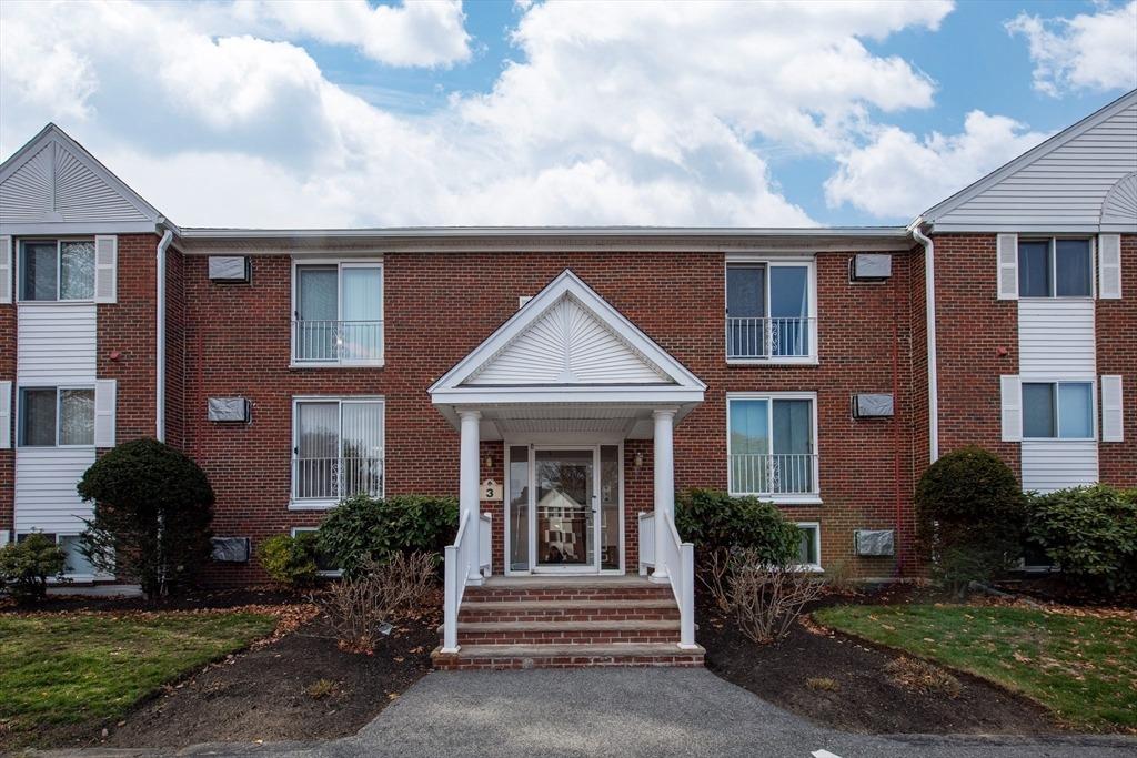 Birchwood Pt, Amesbury, MA 01913