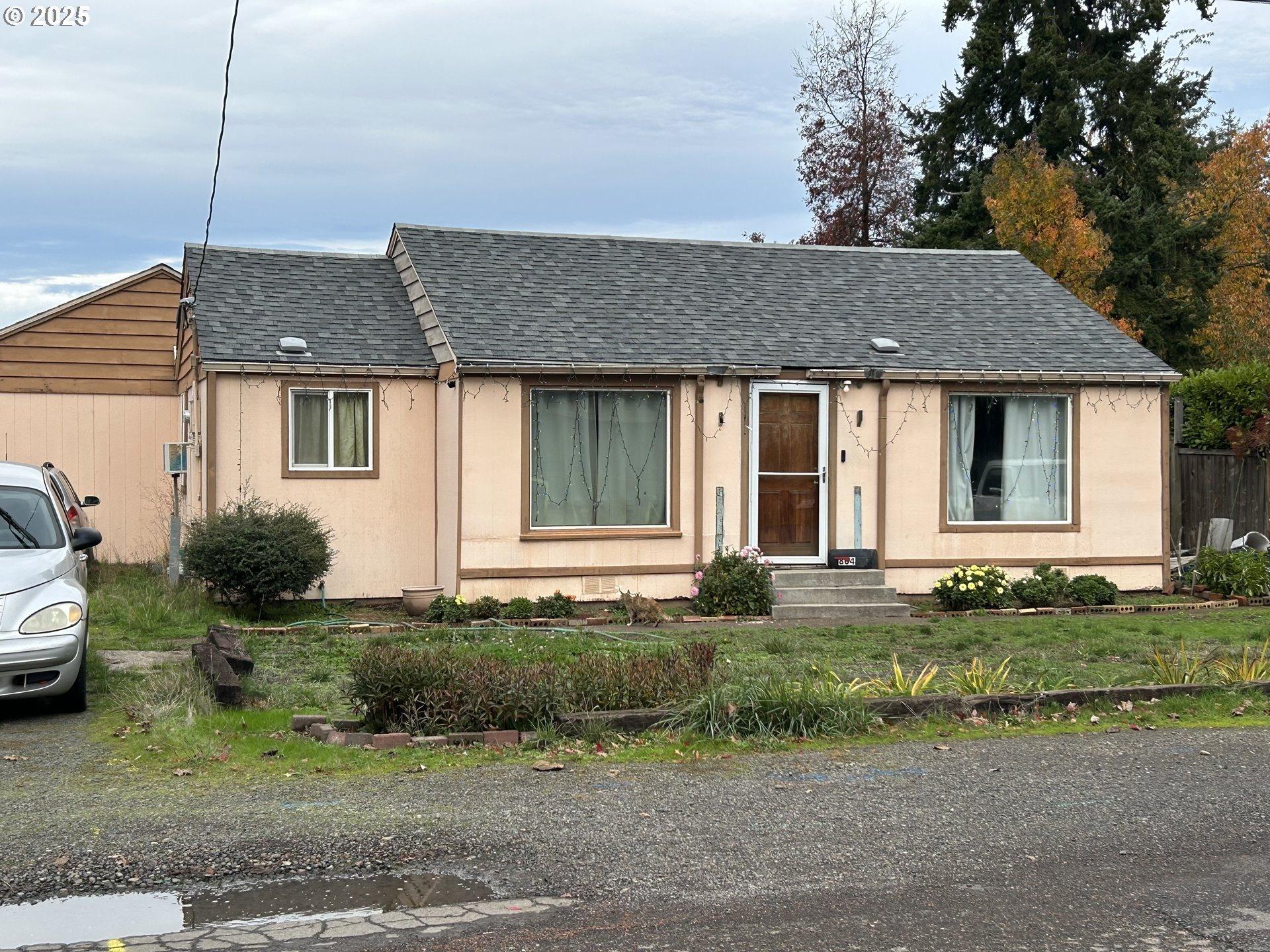 W N St, Springfield, OR 97477