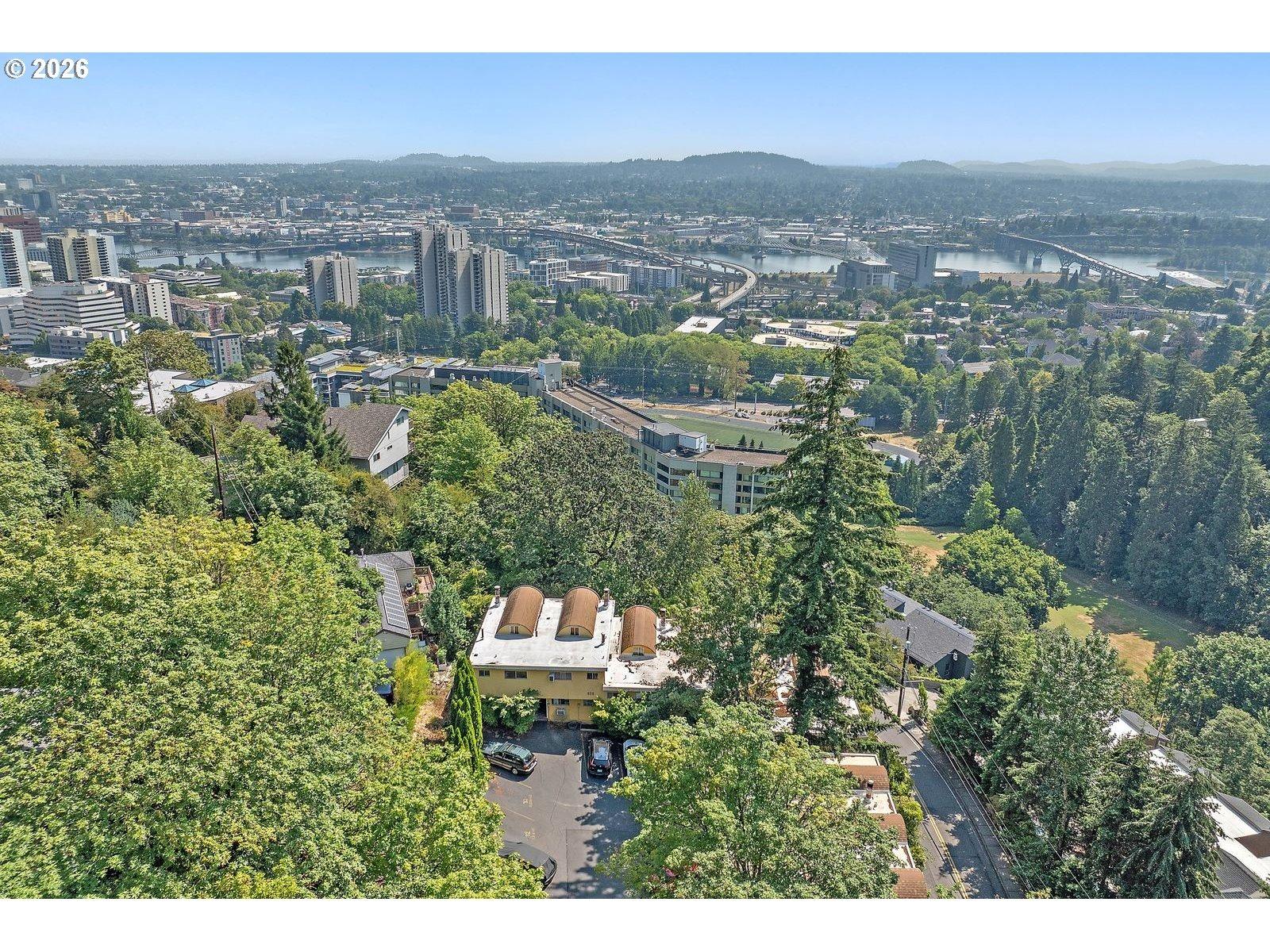 Sw Broadway Dr, Portland, OR 97201