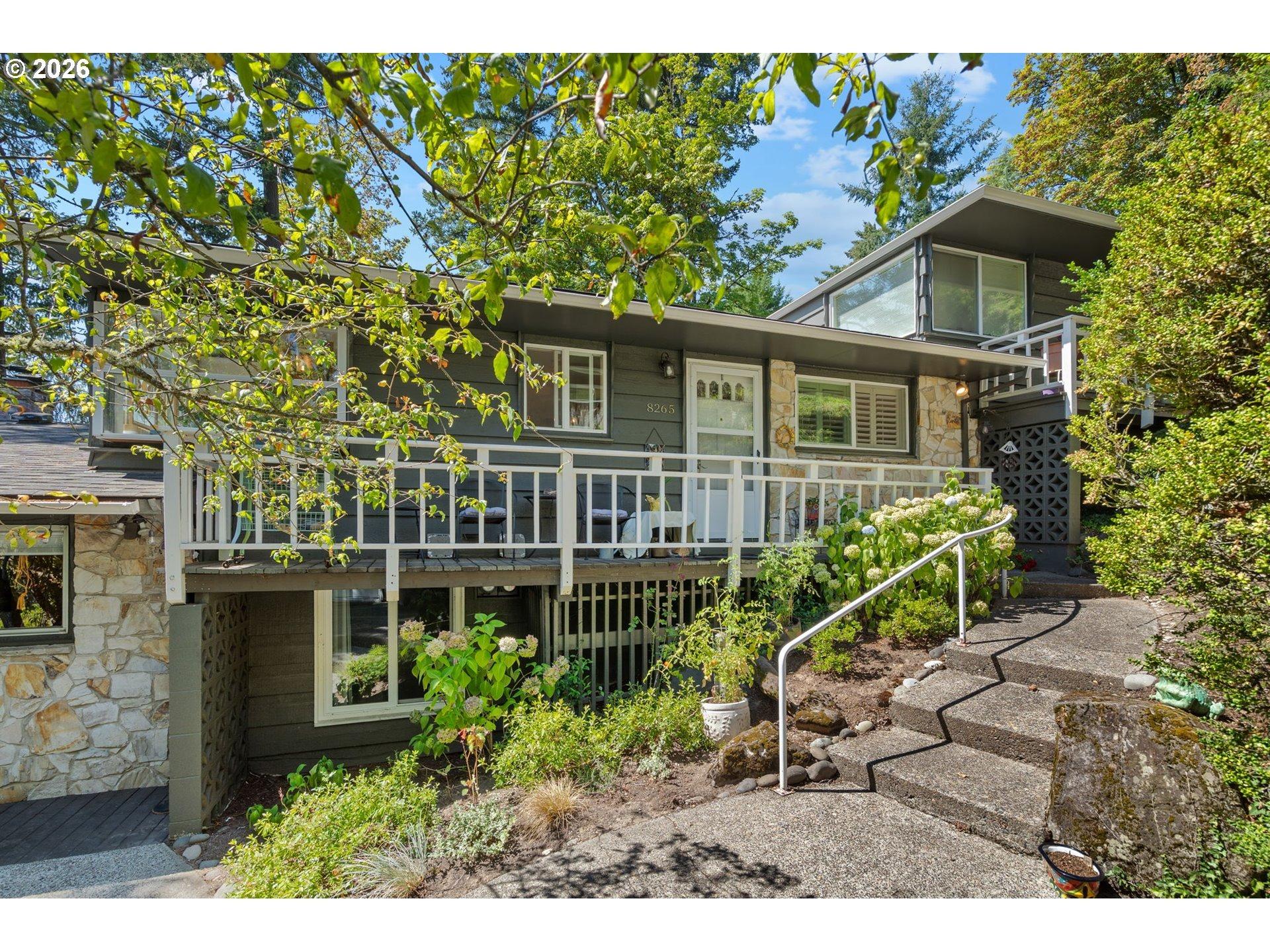 Sw Canyon Ln, Portland, OR 97225