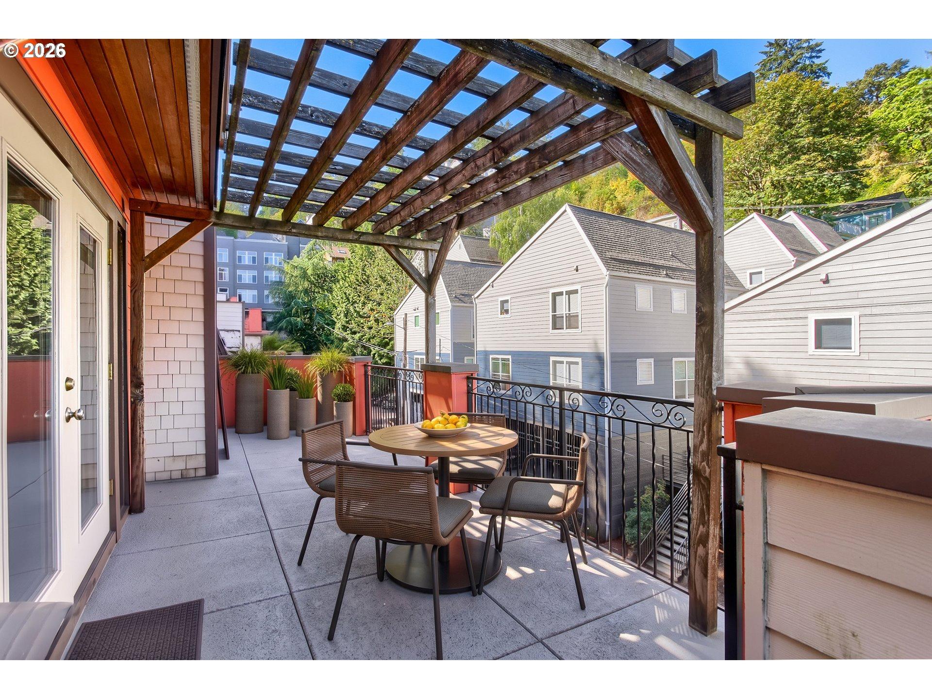 Sw 18th Ave, Portland, OR 97201
