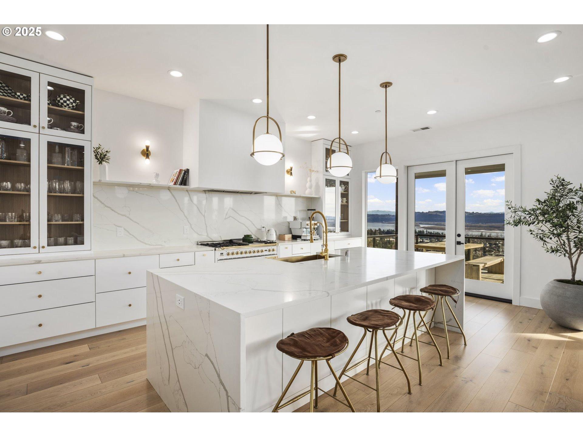 W W St, Washougal, WA 98671
