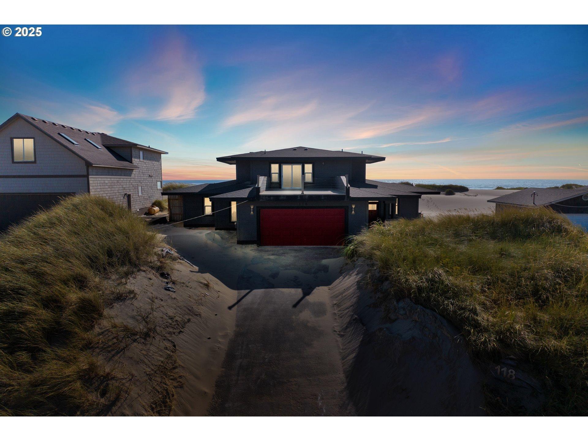 Nw Oceania Dr, Waldport, OR 97394