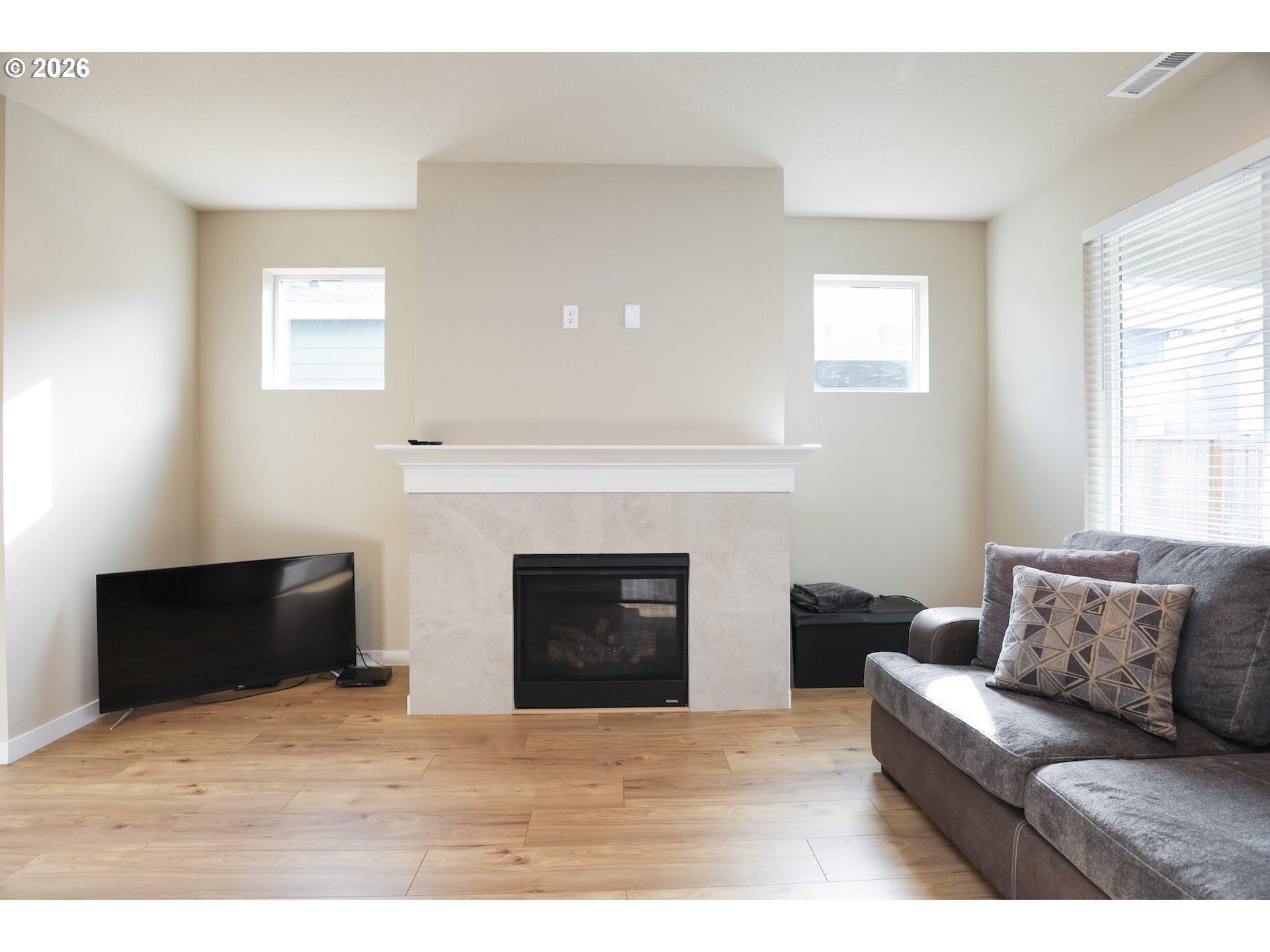 W 8th Ave, Junction City, OR 97448