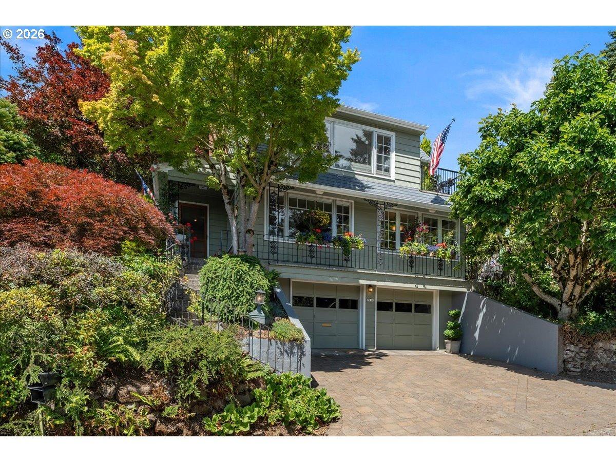 S Laview Dr, Portland, OR 97219