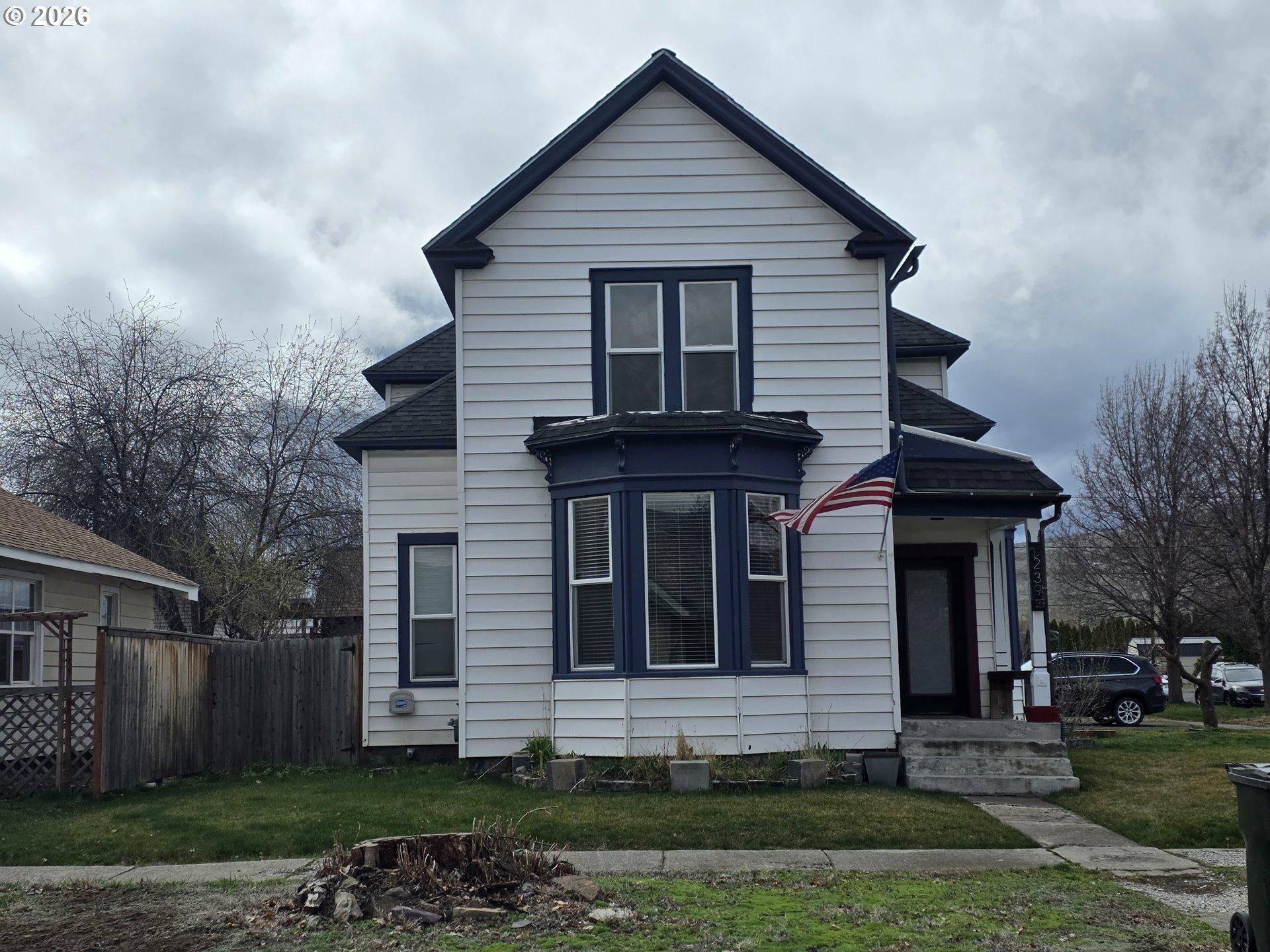 Carter St, Baker City, OR 97814
