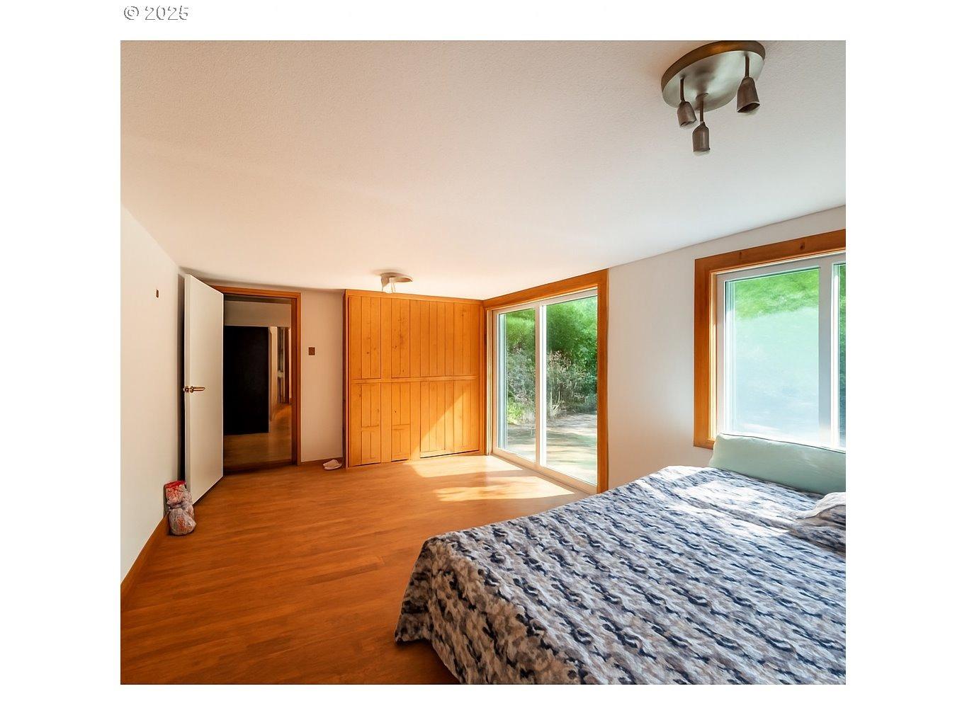 Two Mile Ln, Bandon, OR 97411
