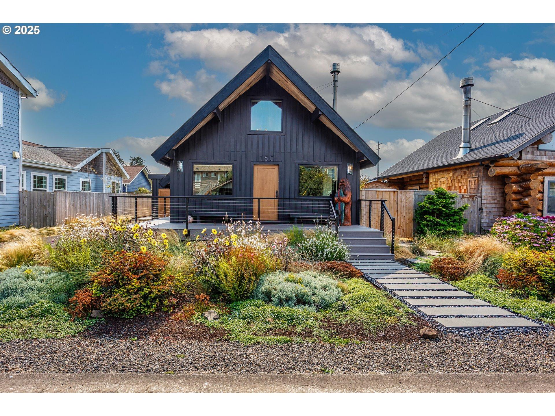 Merton Ln, Manzanita, OR 97130
