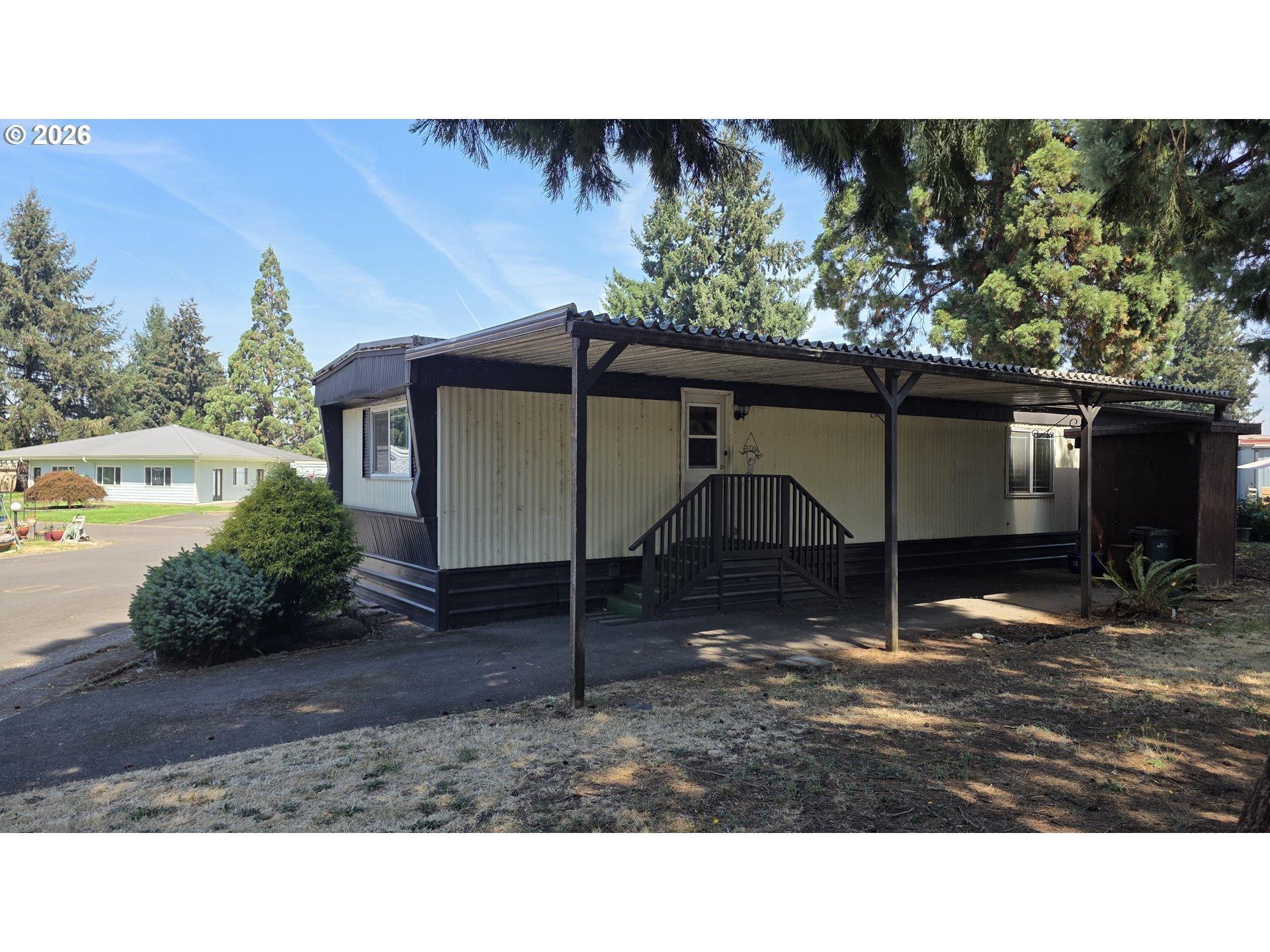 Henderson Ave, Eugene, OR 97403