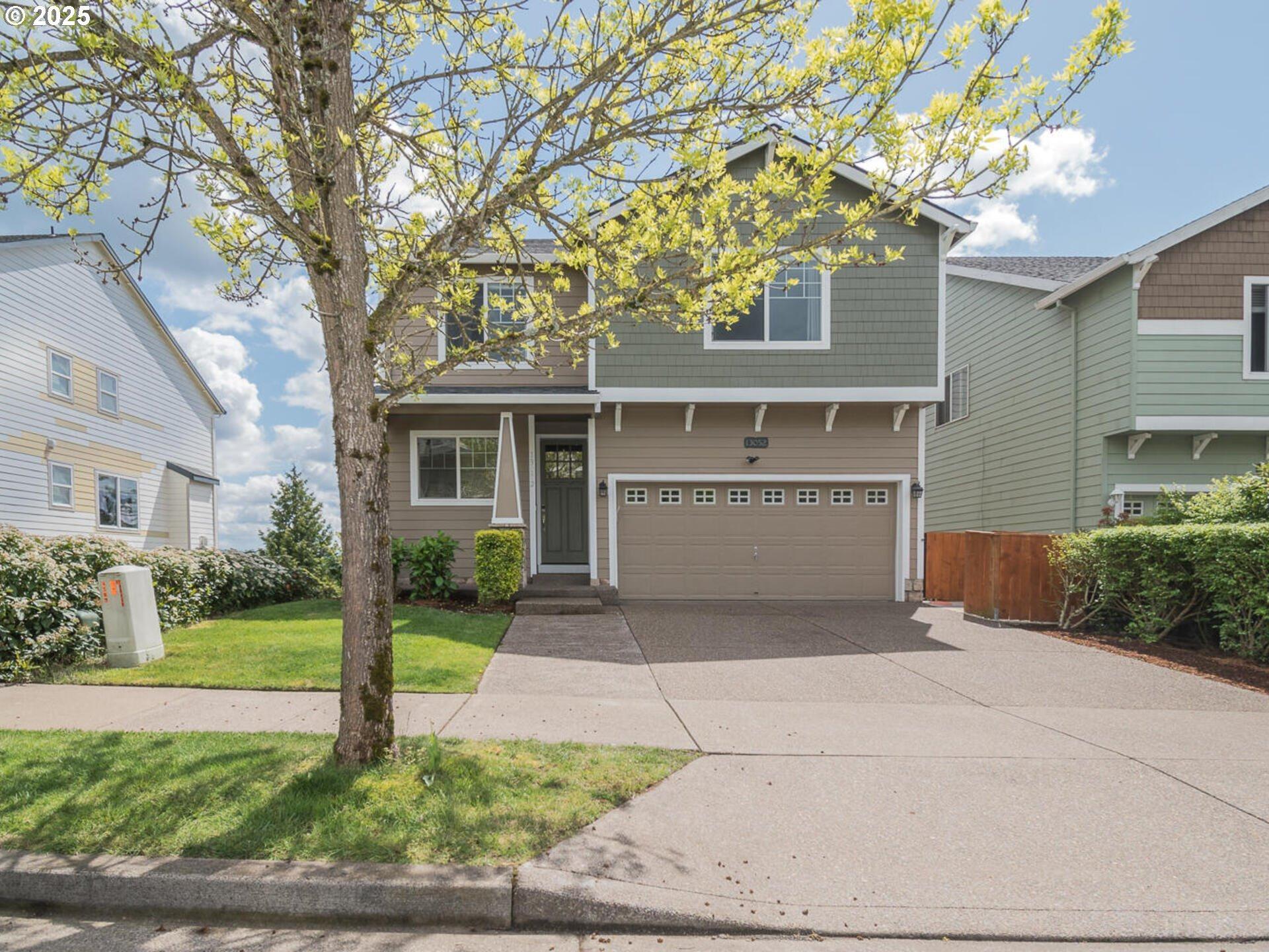 Se Meadehill Ave, Happy Valley, OR 97086