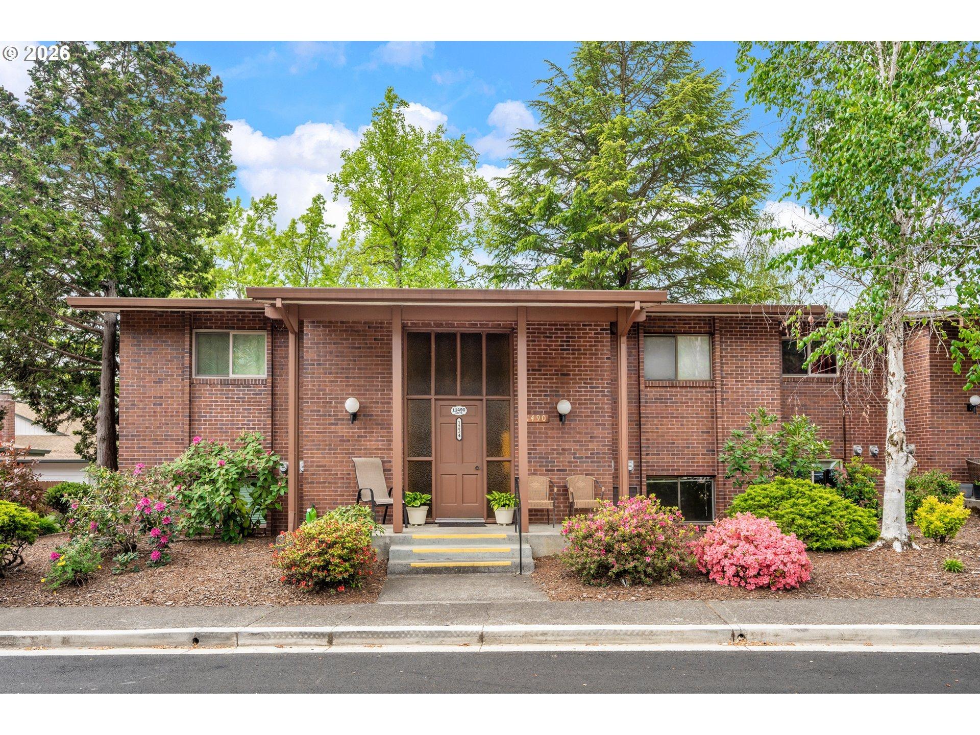 Sw Crown Dr, Portland, OR 97224