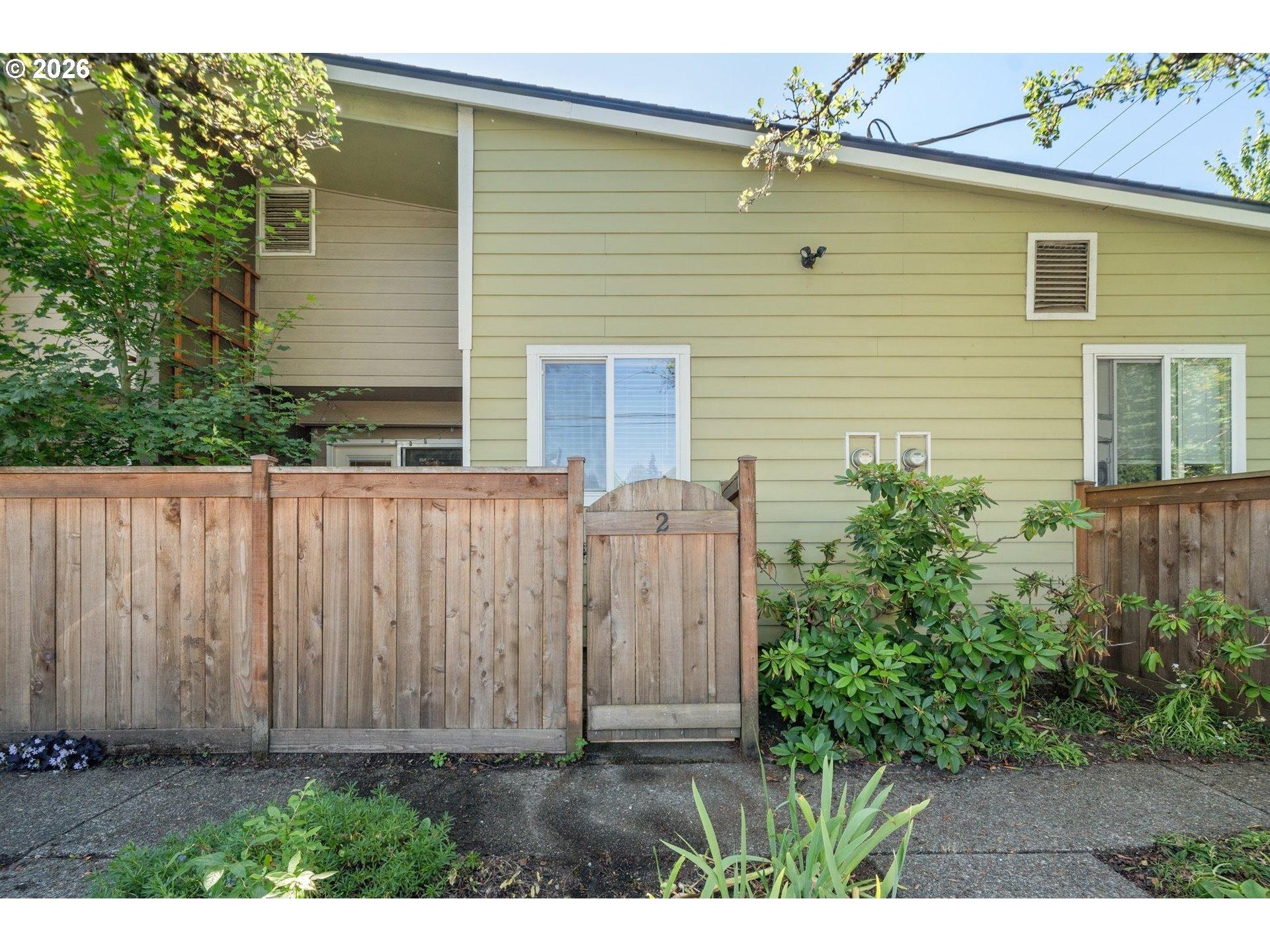N New York Ave, Portland, OR 97203
