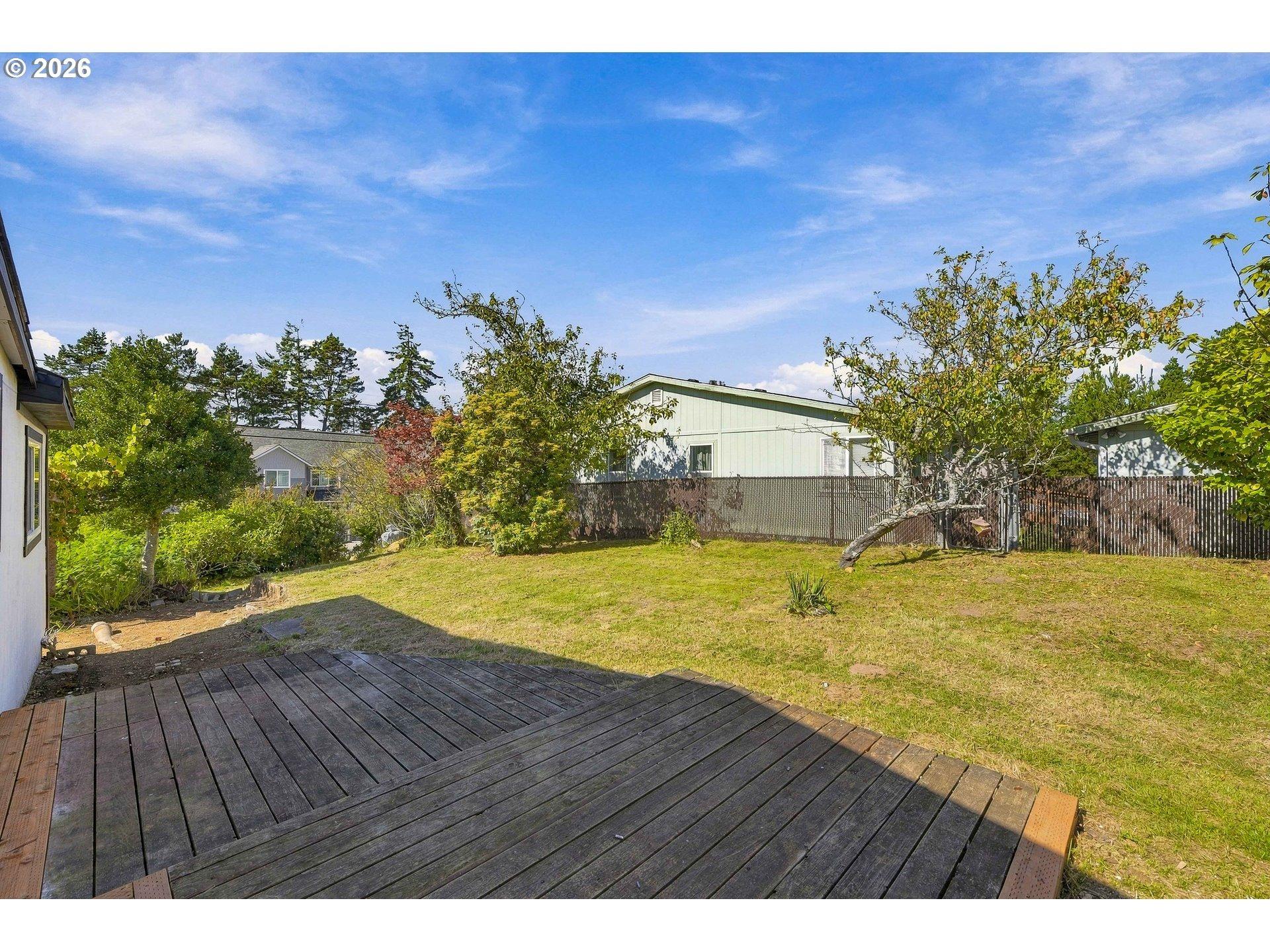 Lund Ave, Coos Bay, OR 97420