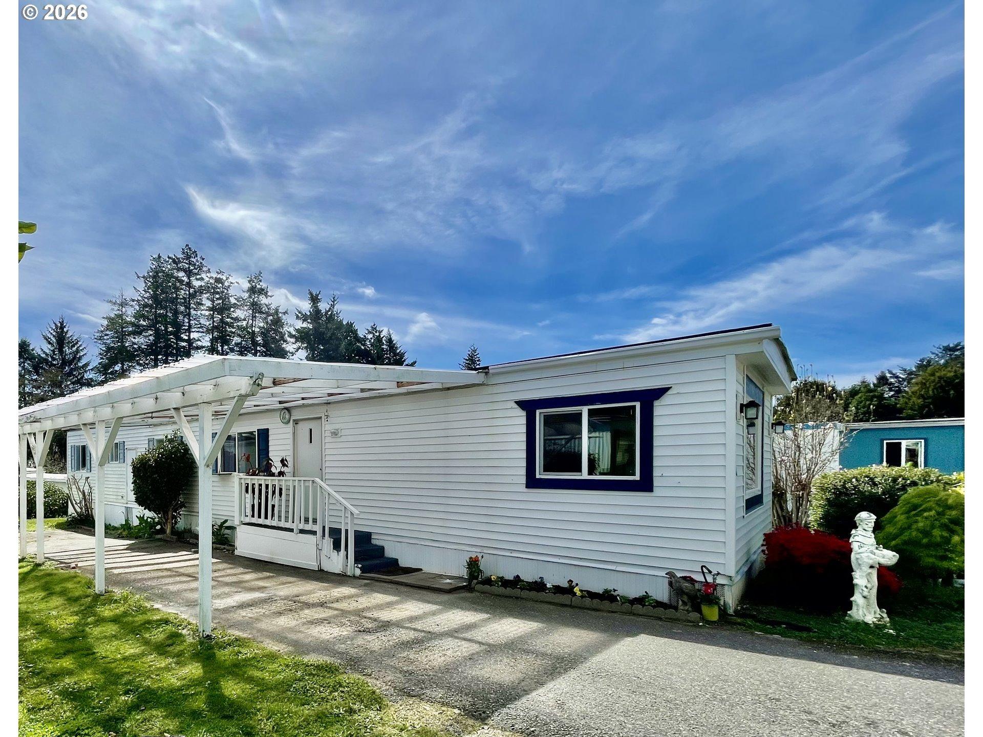 W Hoffeldt Ln, Brookings, OR 97415