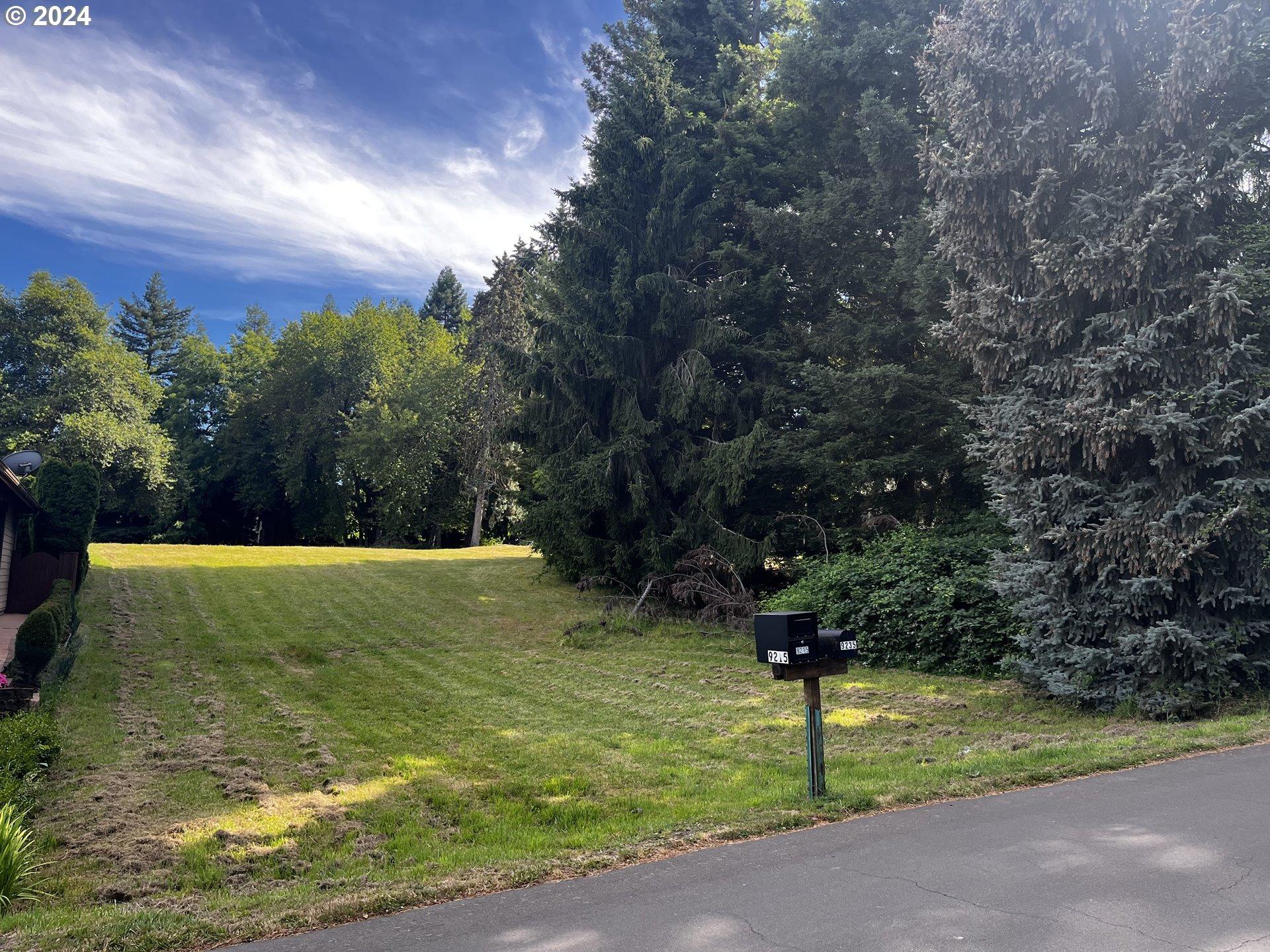 Sw Edgewood St, Portland, OR 97223