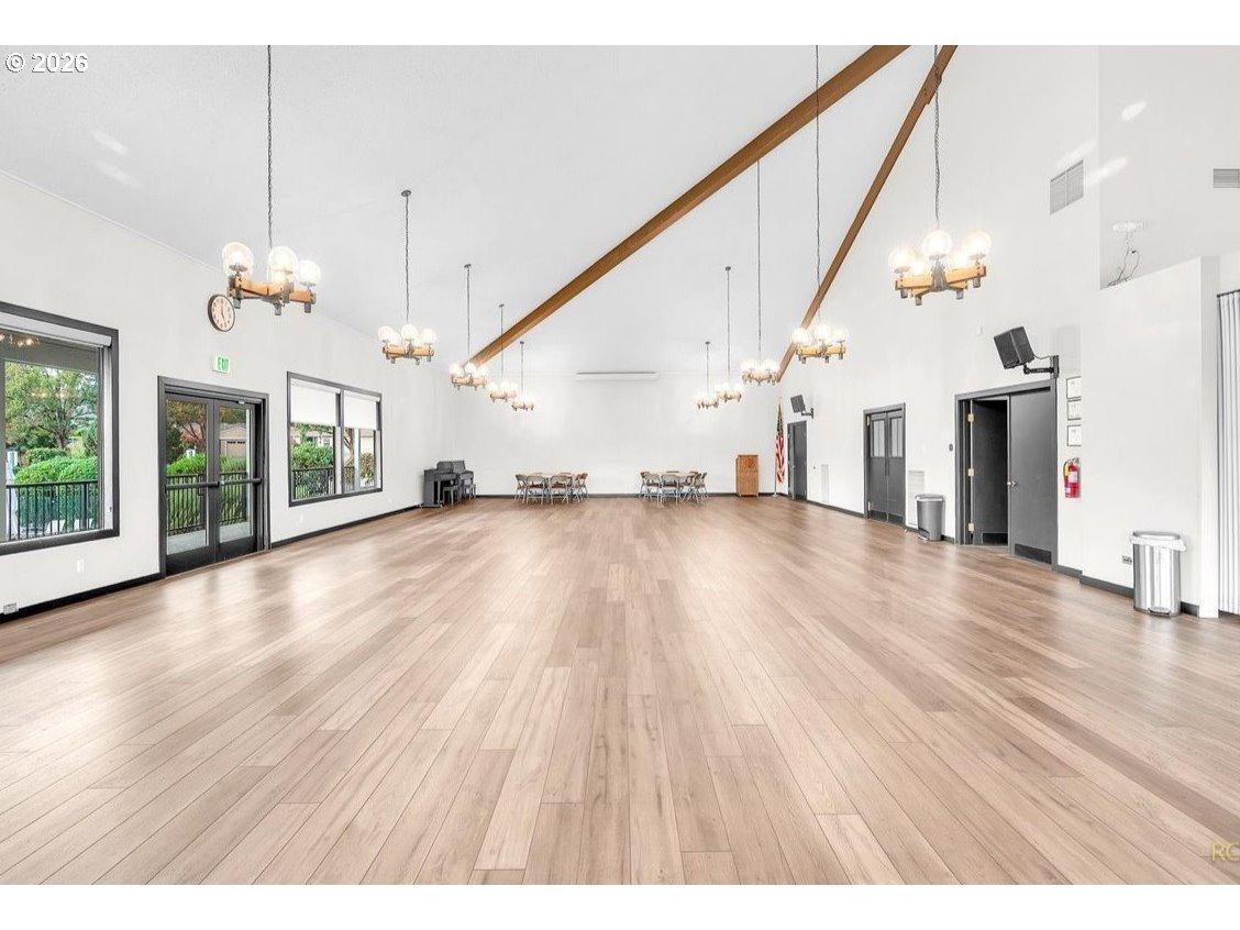 Sw Meadowbrook Dr, Portland, OR 97224