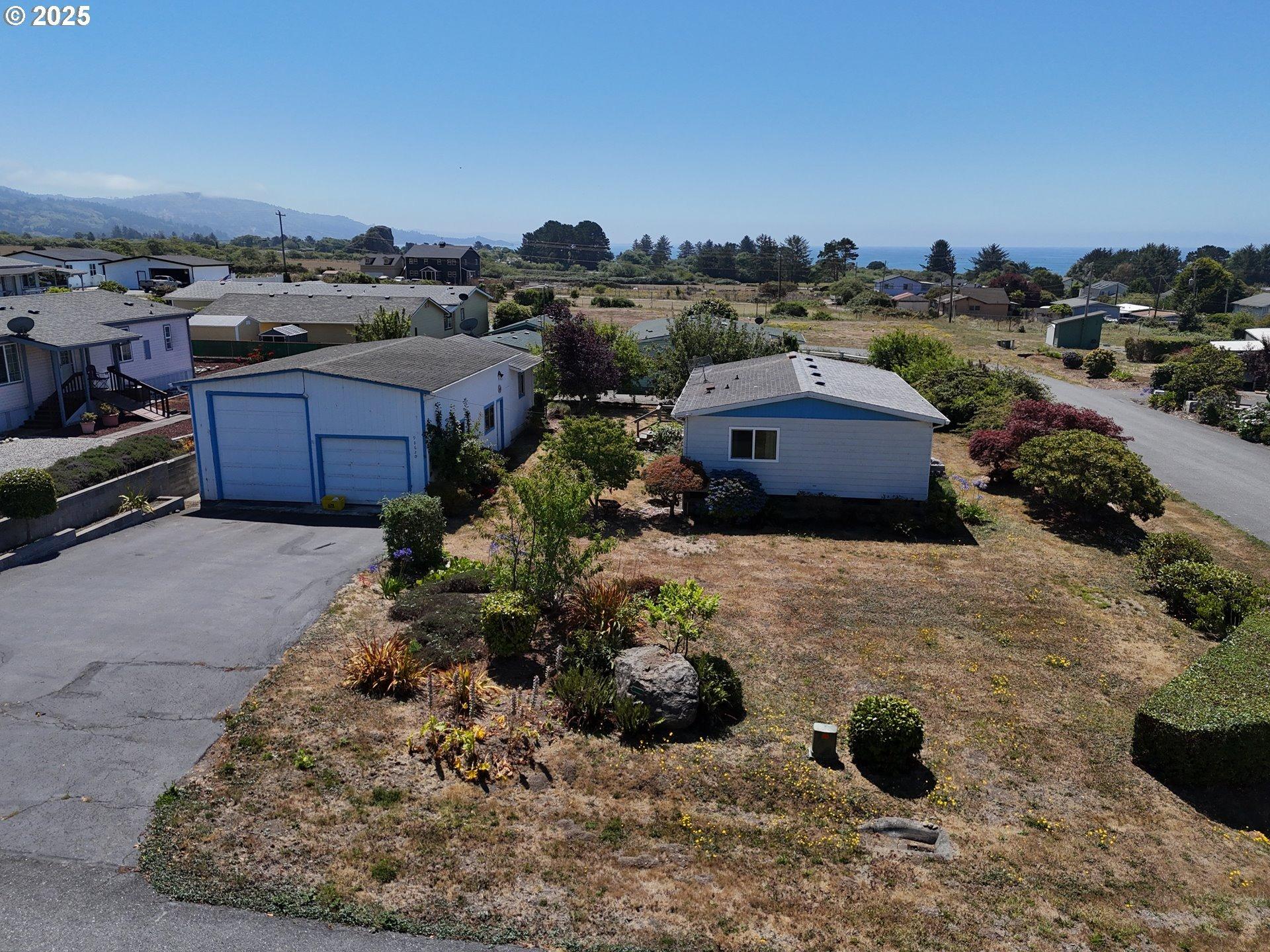 Camellia Dr, Brookings, OR 97415