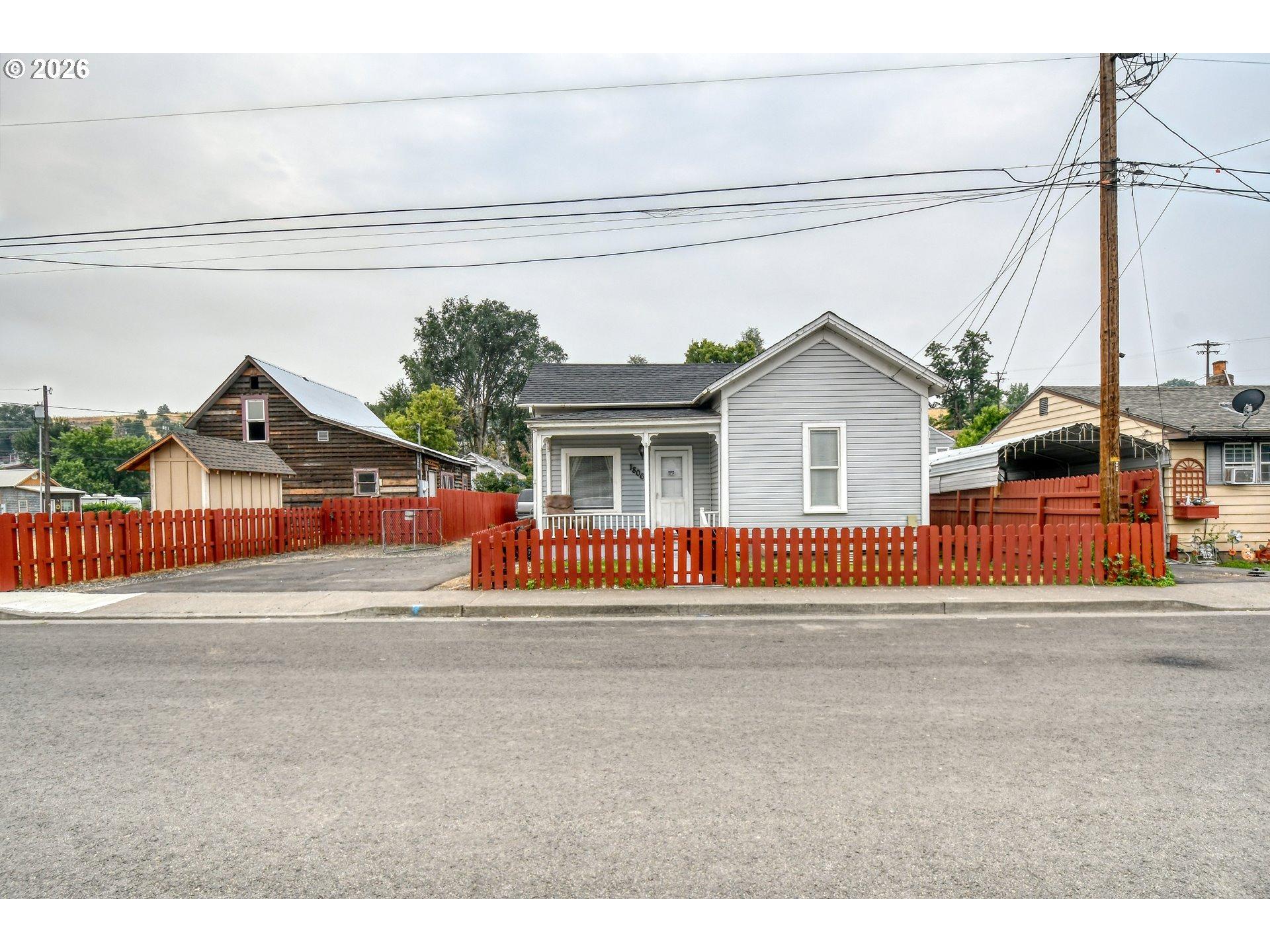 Se Byers Pl, Pendleton, OR 97801