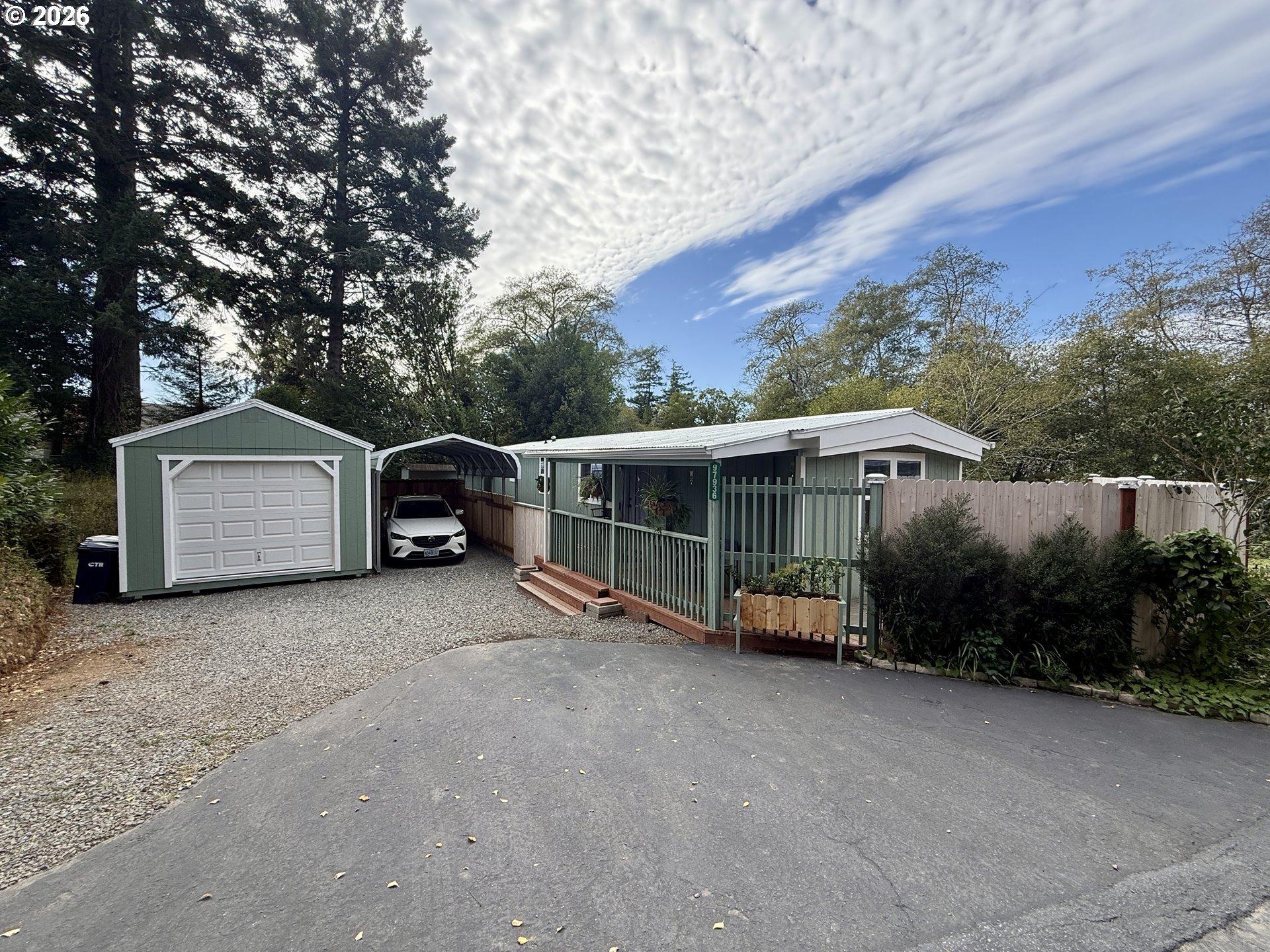 Klamath Ave, Brookings, OR 97415
