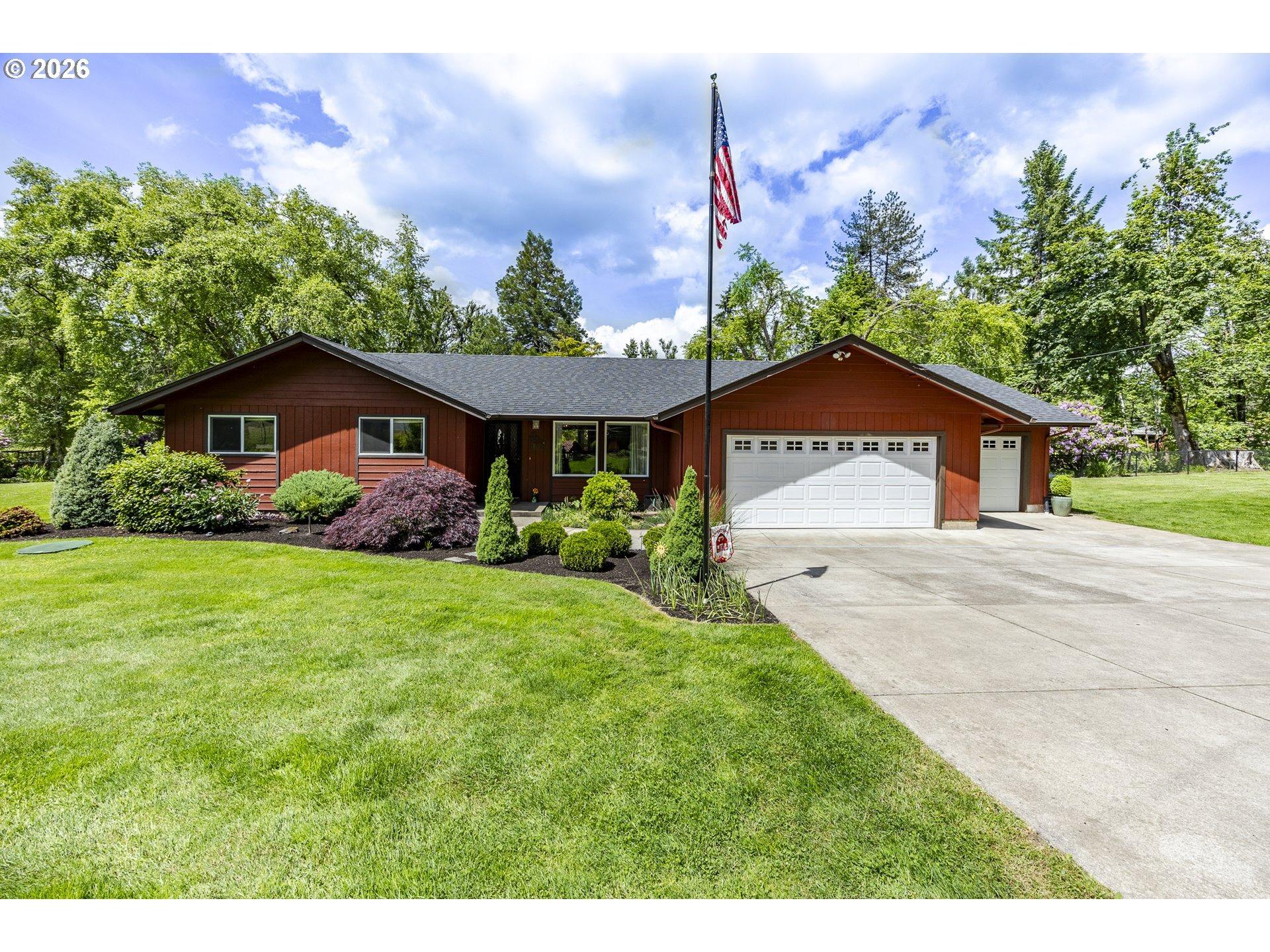 Deerhorn Rd, Springfield, OR 97478