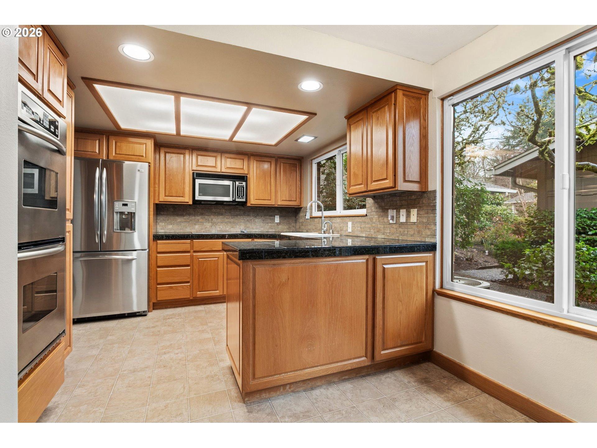 Wheatherstone, Lake Oswego, OR 97035